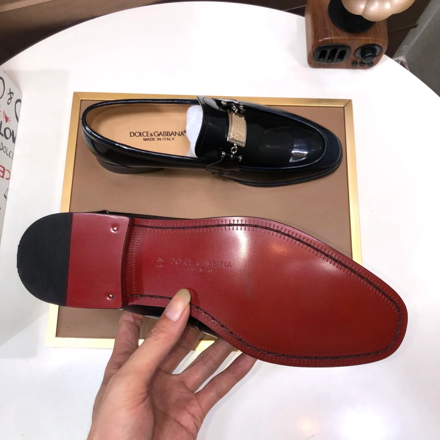 Ex-factory price 500💰DG top quality🔍🔍men's new leather shoes🚹Sold simultaneously at counters⚠Shoe uppers are imported cowhide from Italy, fully imported cowhide lining, imported accessories💪💪, completely 1⃣️ to 1⃣️replica🇮🇹 💪💪, ⚠Sole: The original sole is specially provided by the original factory, the exclusive movable molded sole is super comfortable, ⚠The original factory follows the order, 🔍🔍high quality, you can enter and exit the counter at will, welcome to compare ⚠Number of sizes: 38-44 (45 customized)